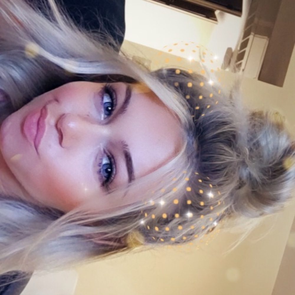 Meet your Posher, Madelyn